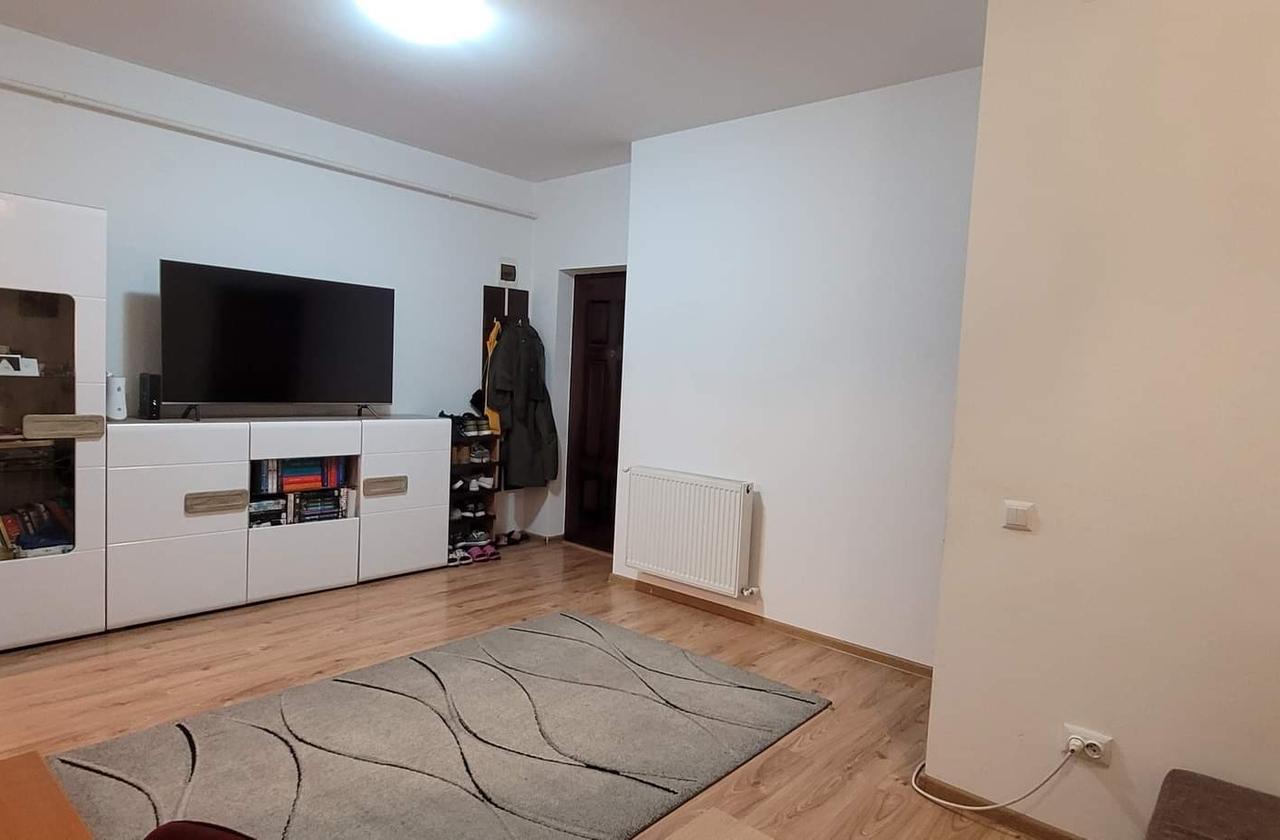 Apartament 2 camere de vanzare Tatarasi