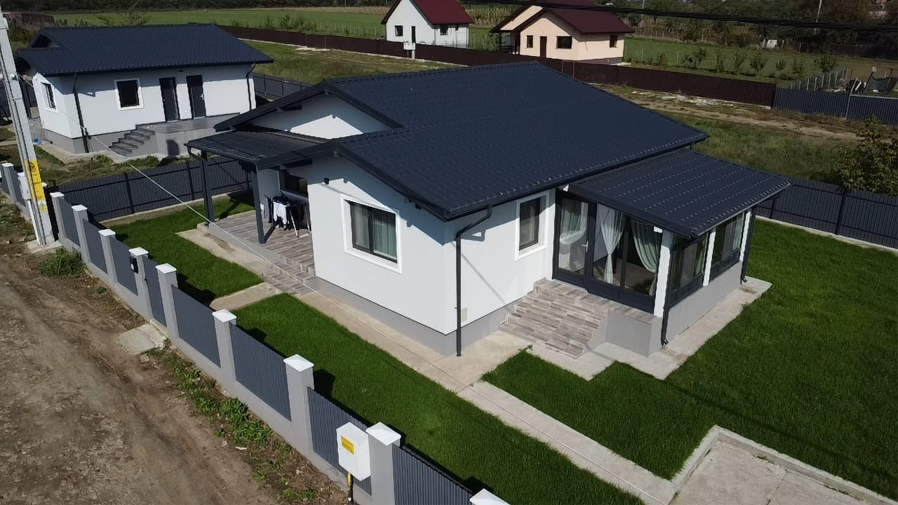 Casa cu 3 camere 400mp de vanzare in Miroslava-Ciurbesti