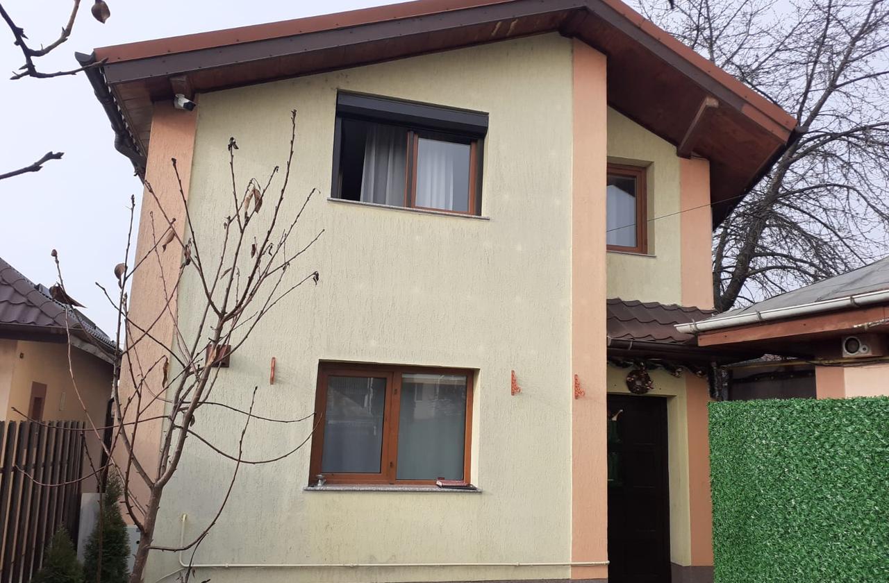 Vila de vanzare Tatarasi - Aviatiei
