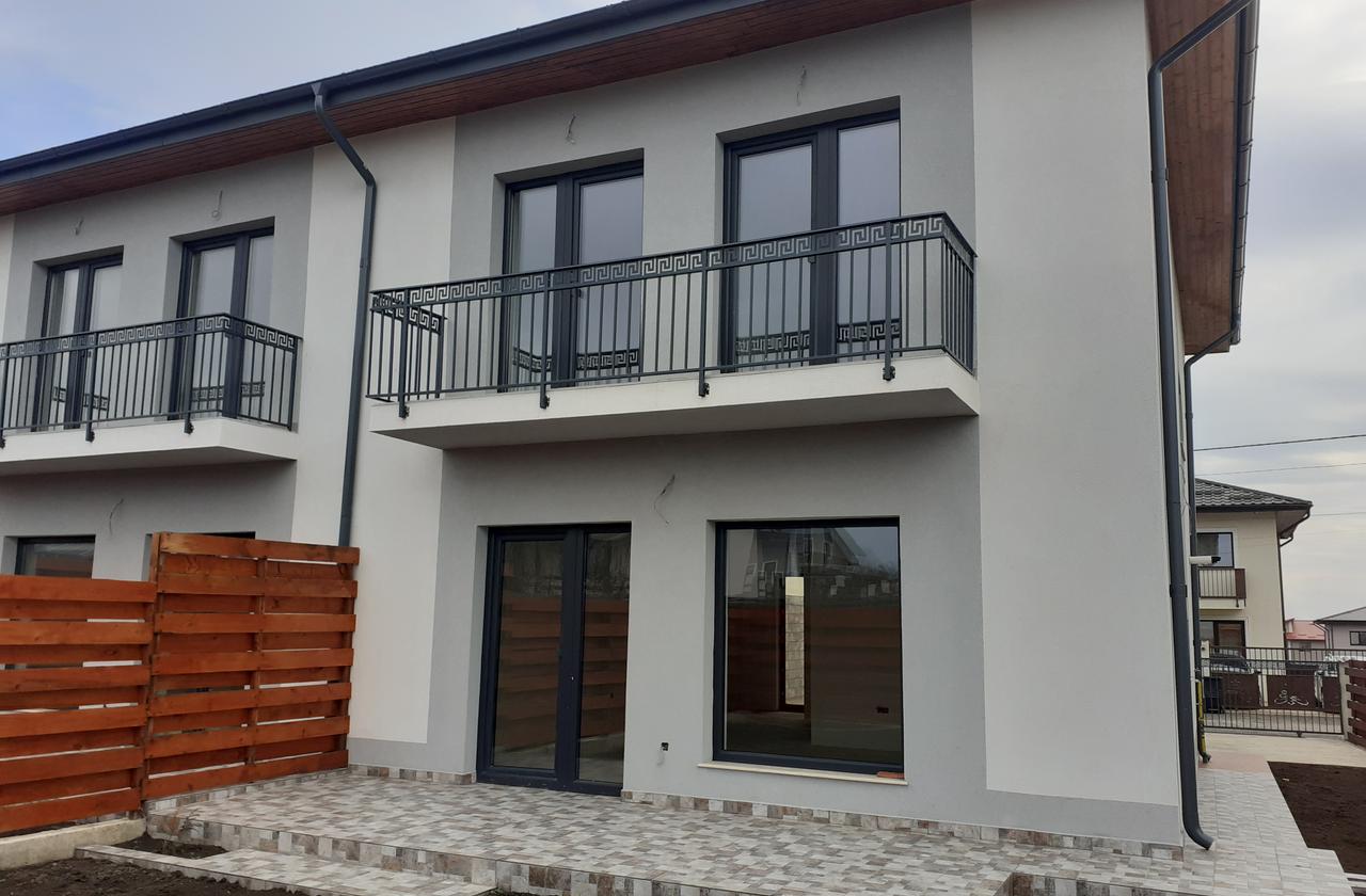 Vila de vanzare Valea Lupului
