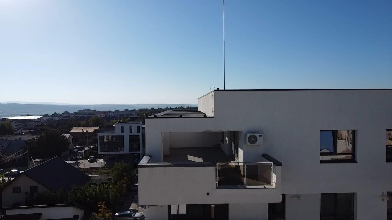 Apartament 3 camere de vanzare Valea Lupului