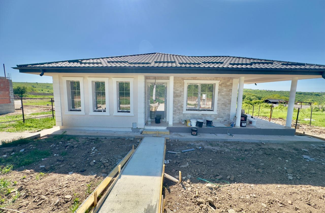 Vila de vanzare Visani
