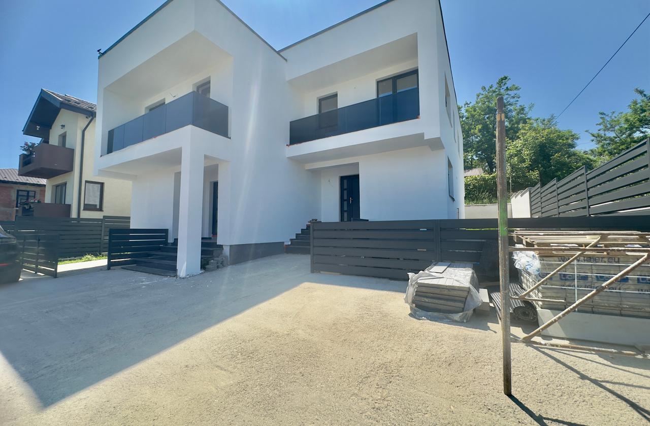 Vila de vanzare Bucium