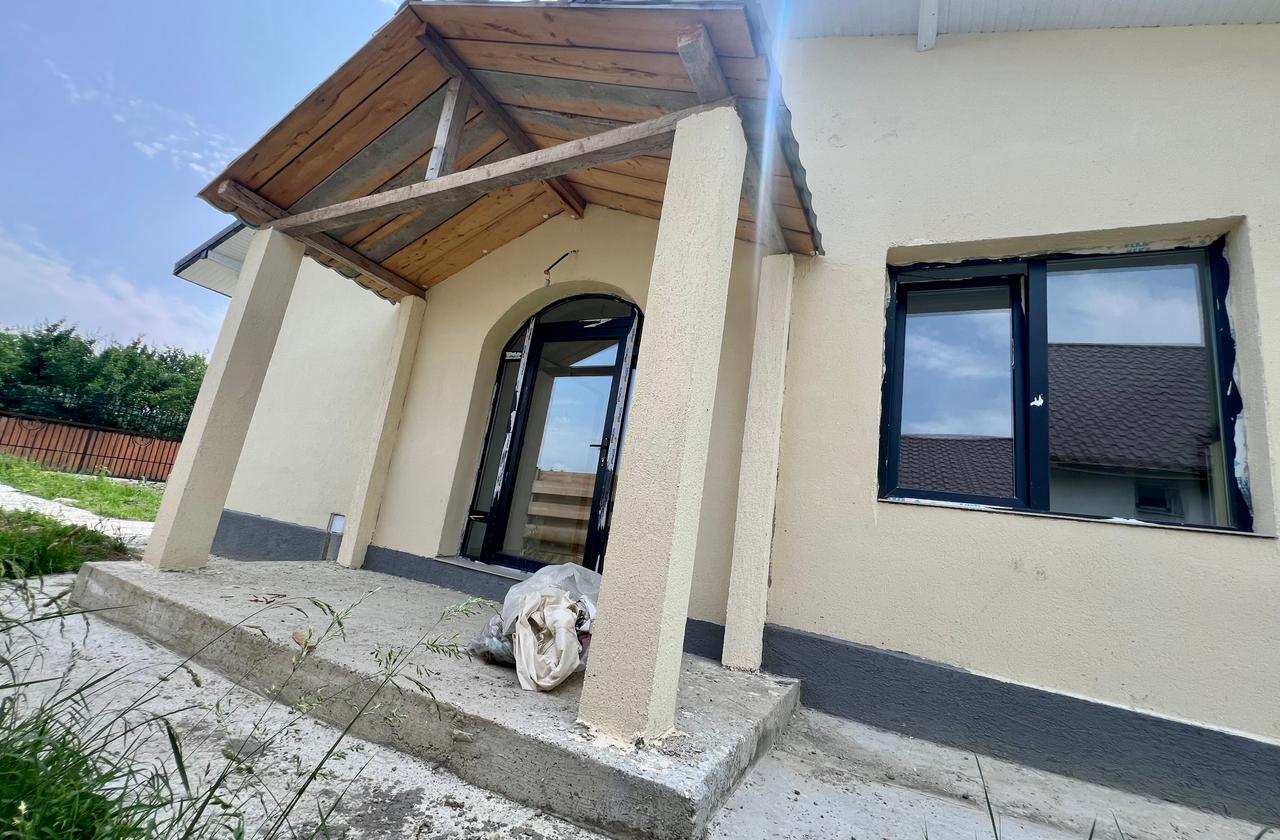 Vila de vanzare Iasi Voinesti