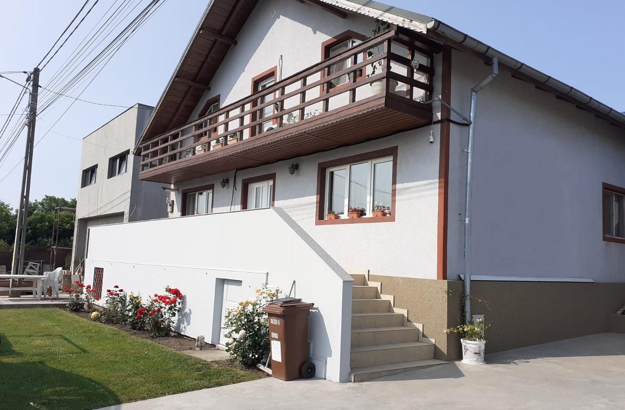 Vila de vanzare Rediu