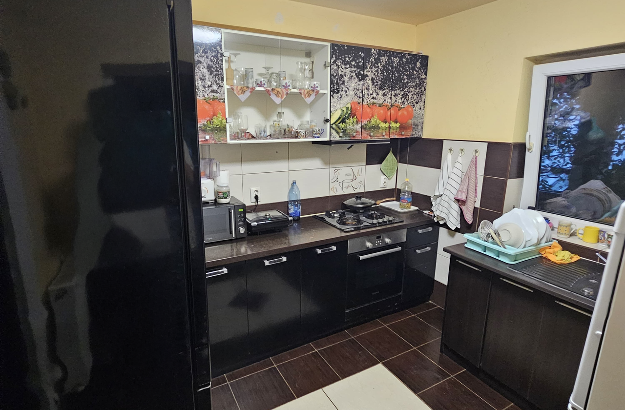 Vila 6 camere 500 mp teren - Aroneanu Iasi