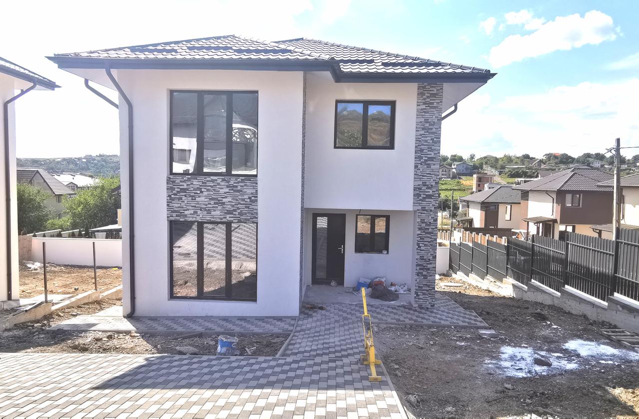 Vila de vanzare Bucium