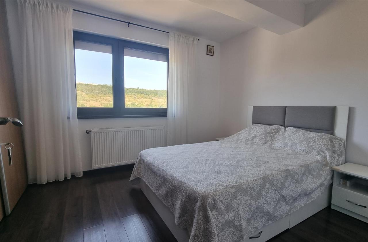 Apartament Nou 4 camere de vanzare Rediu