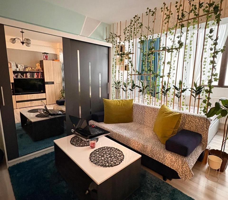 Apartament 1 camera de vanzare Miroslava