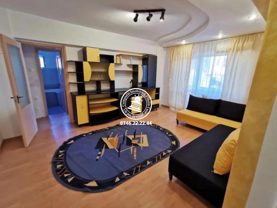 Apartament 3 camere semidecomandat 71 mp - Stefan cel Mare