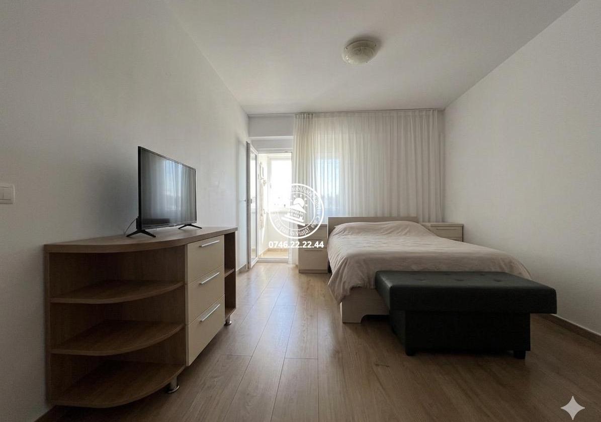 Apartament cu 2 camere decomandat situat in zona Capat CUG - Sos. Nicolina