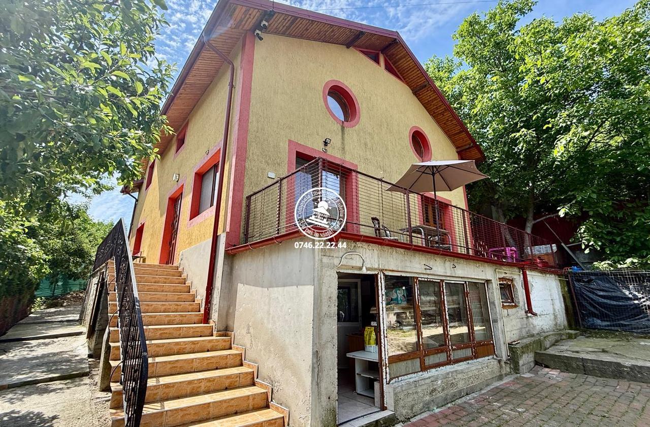 Casa de vanzare in Galata