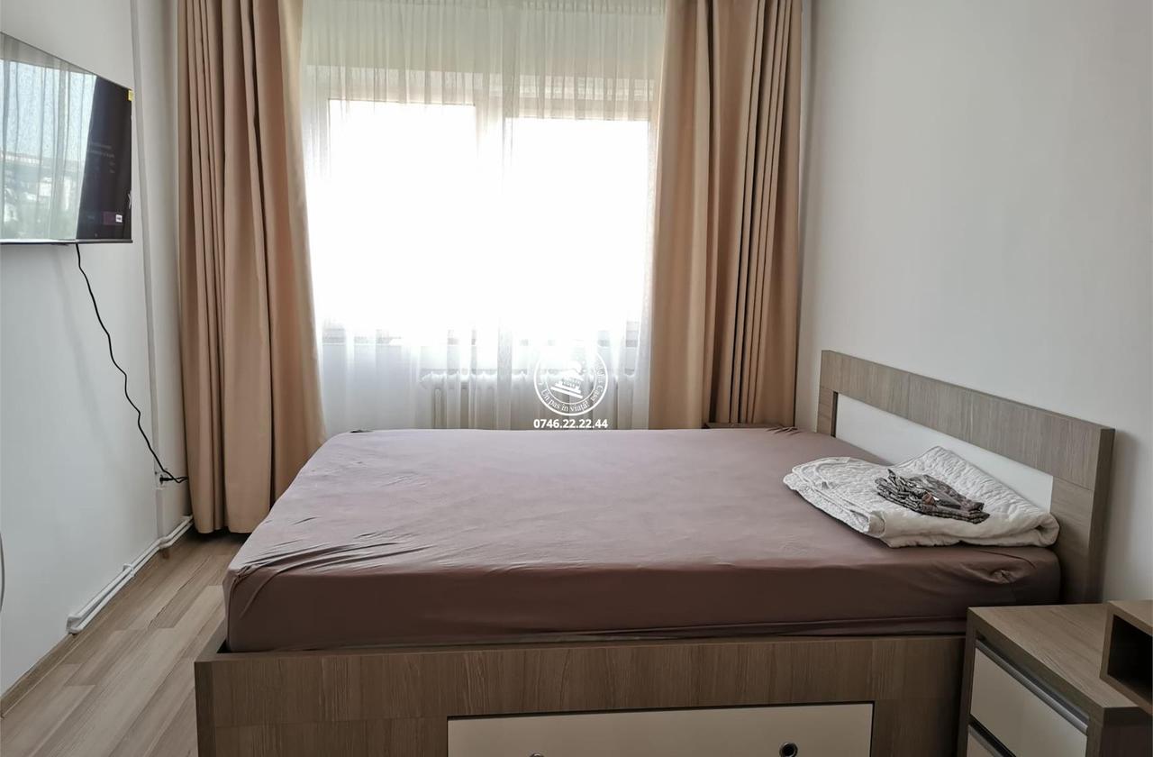 Apartament 2 camere decomandat renovat - Podu Ros