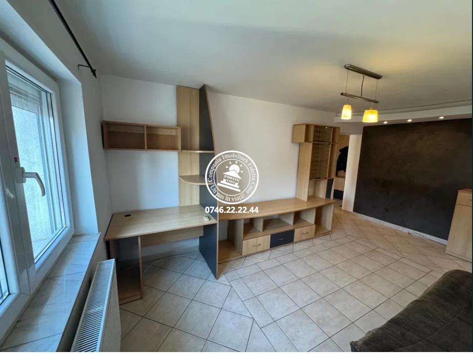 Apartament 2 camere decomandat - Centru / Palas