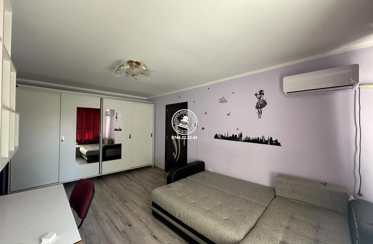 Apartament 2 camere de inchiriat semidecomandat etaj intermediar - Podu Ros