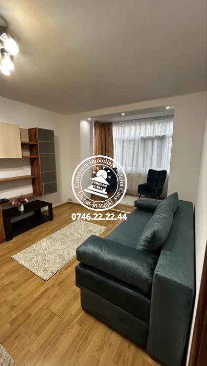 Apartament 2 camere de vanzare semidecomandat etajul 1 - Podu Ros