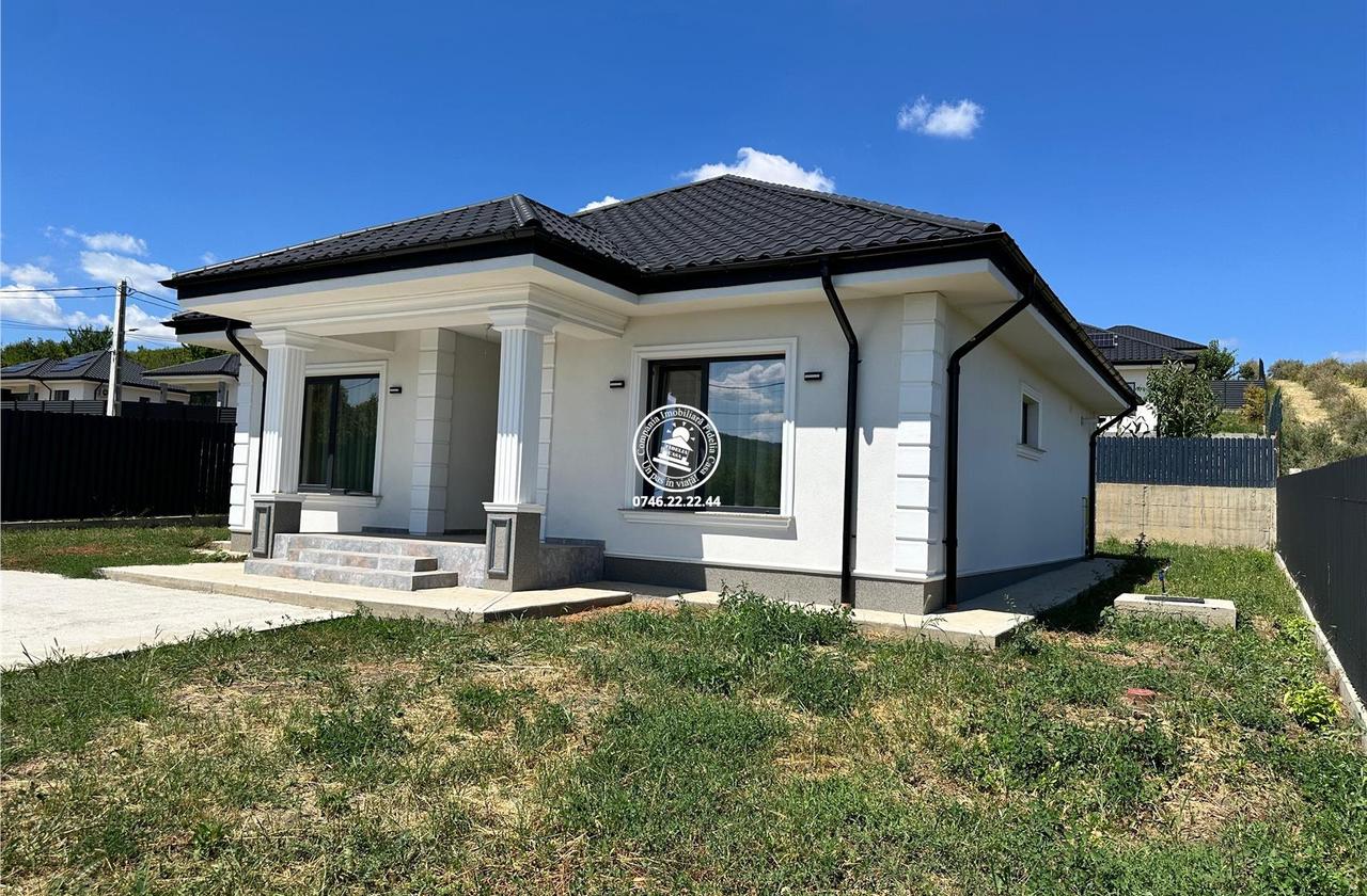 Casa 3 camere de vanzare - Goruni Tomesti