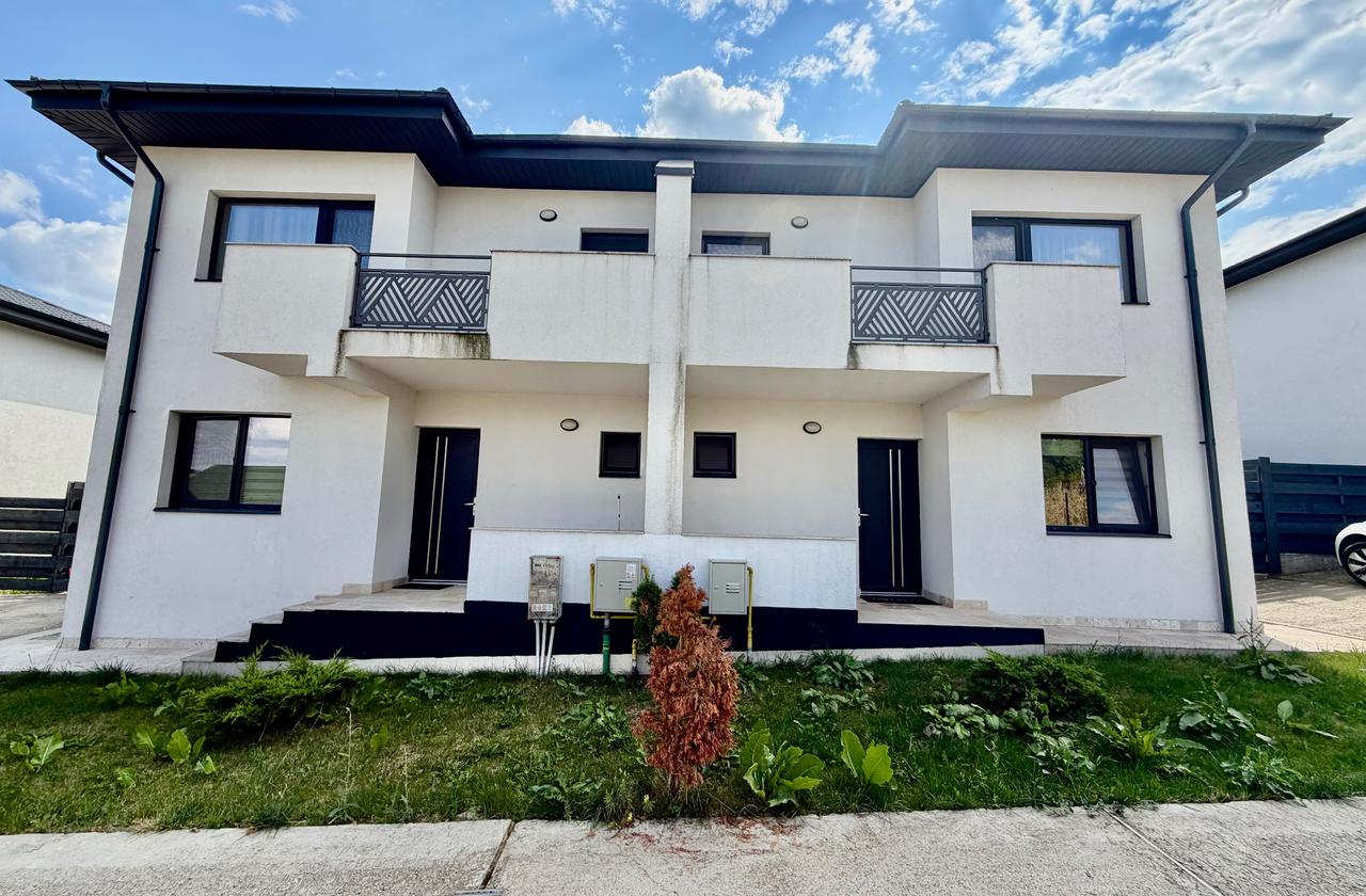 Case vile tip duplex de vanzare in Visan-Iasi