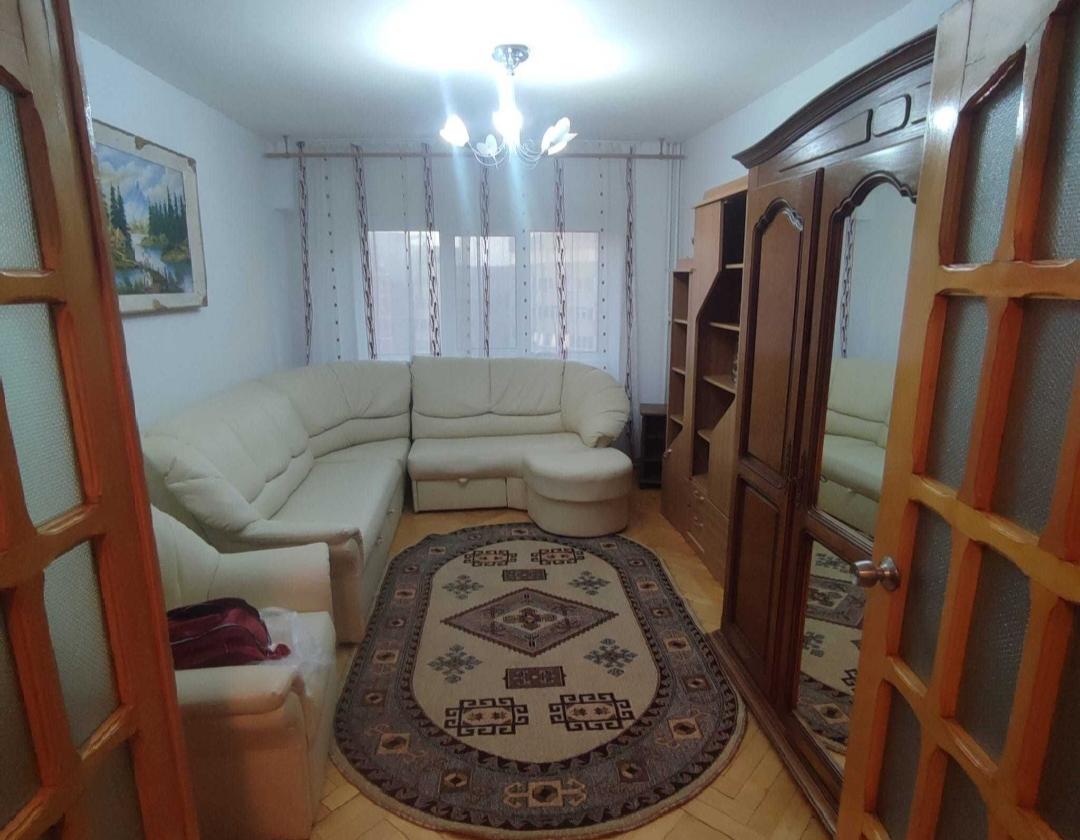 Apartament cu 3 camere Zona CUG, Rond Vechi