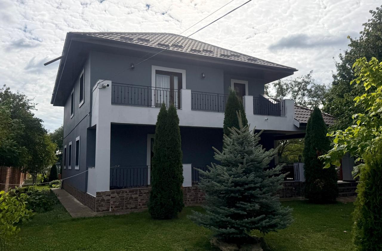 Vilă Individuală în Sculeni, Com. Victoria, Jud. Iași – Asfalt, Utilități Complete