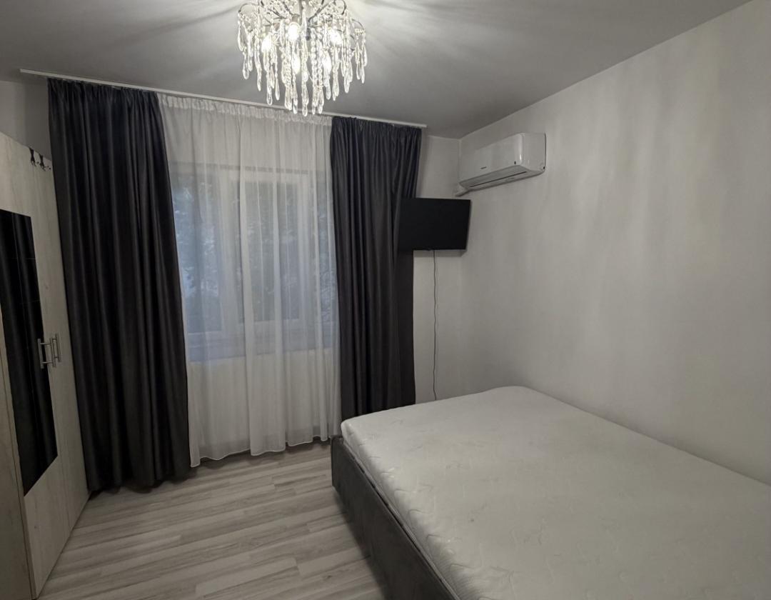 Garsoniera Zona Nicolina-Podu Ros